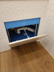 Hatch under tiles Hatch AlyuLait II